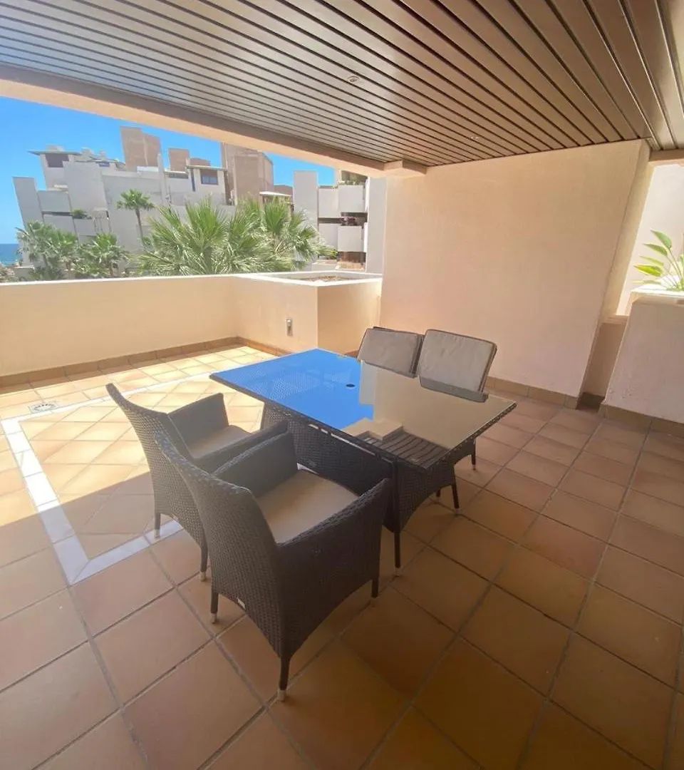 Apartamento En Primera Linea En Estepona Apartament
